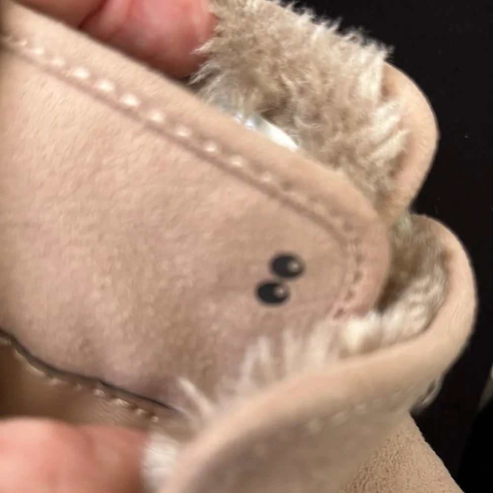 SURPRIZE BY STRIDE RITE slippers 12-18 mos.